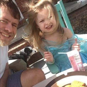 Meet your Posher, Anthony